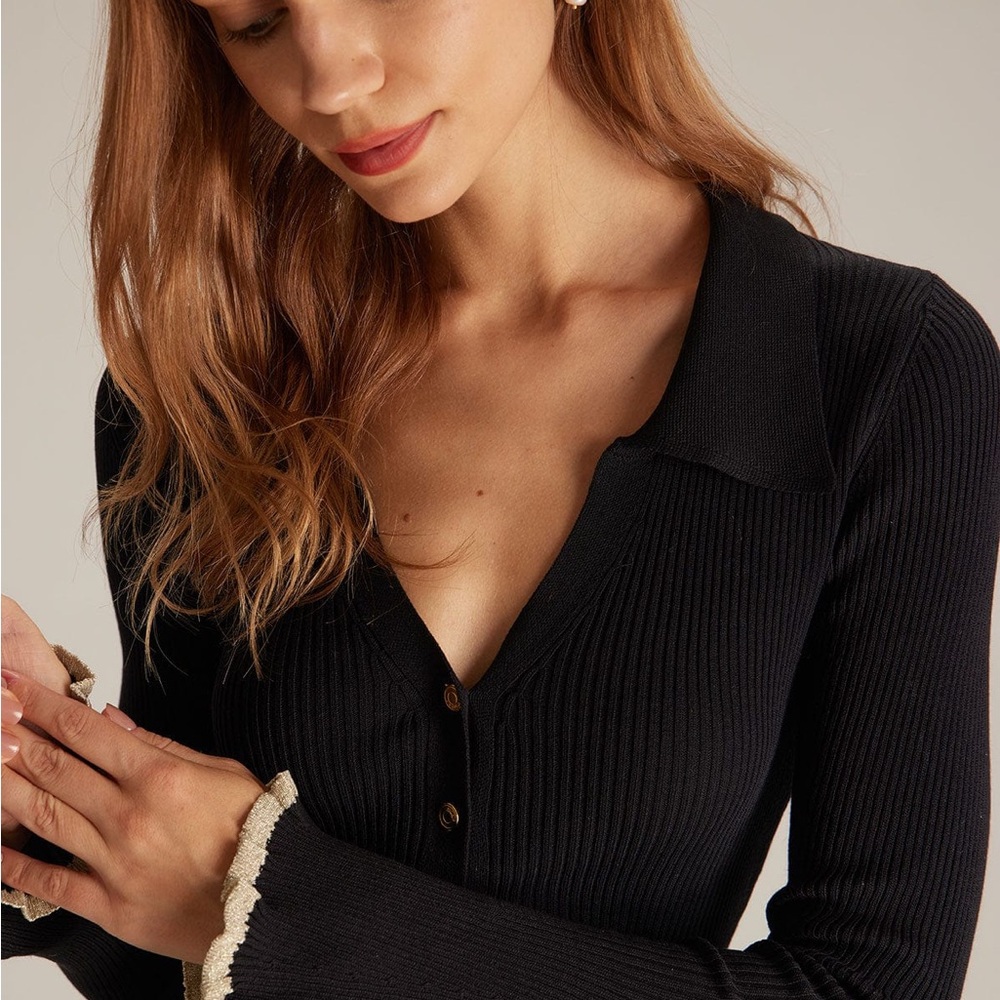 RIHOAS The Black V Neck Contrast Trim Knit Mini Dress - Picture 4 of 8